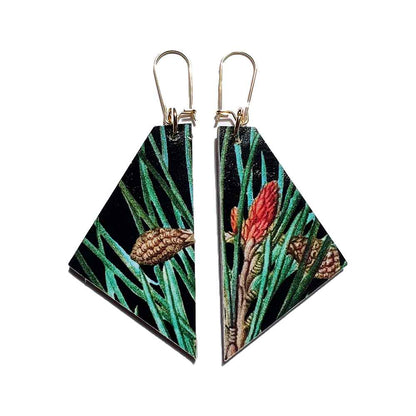 Madera wood dangle earring - winter pine cone and flower